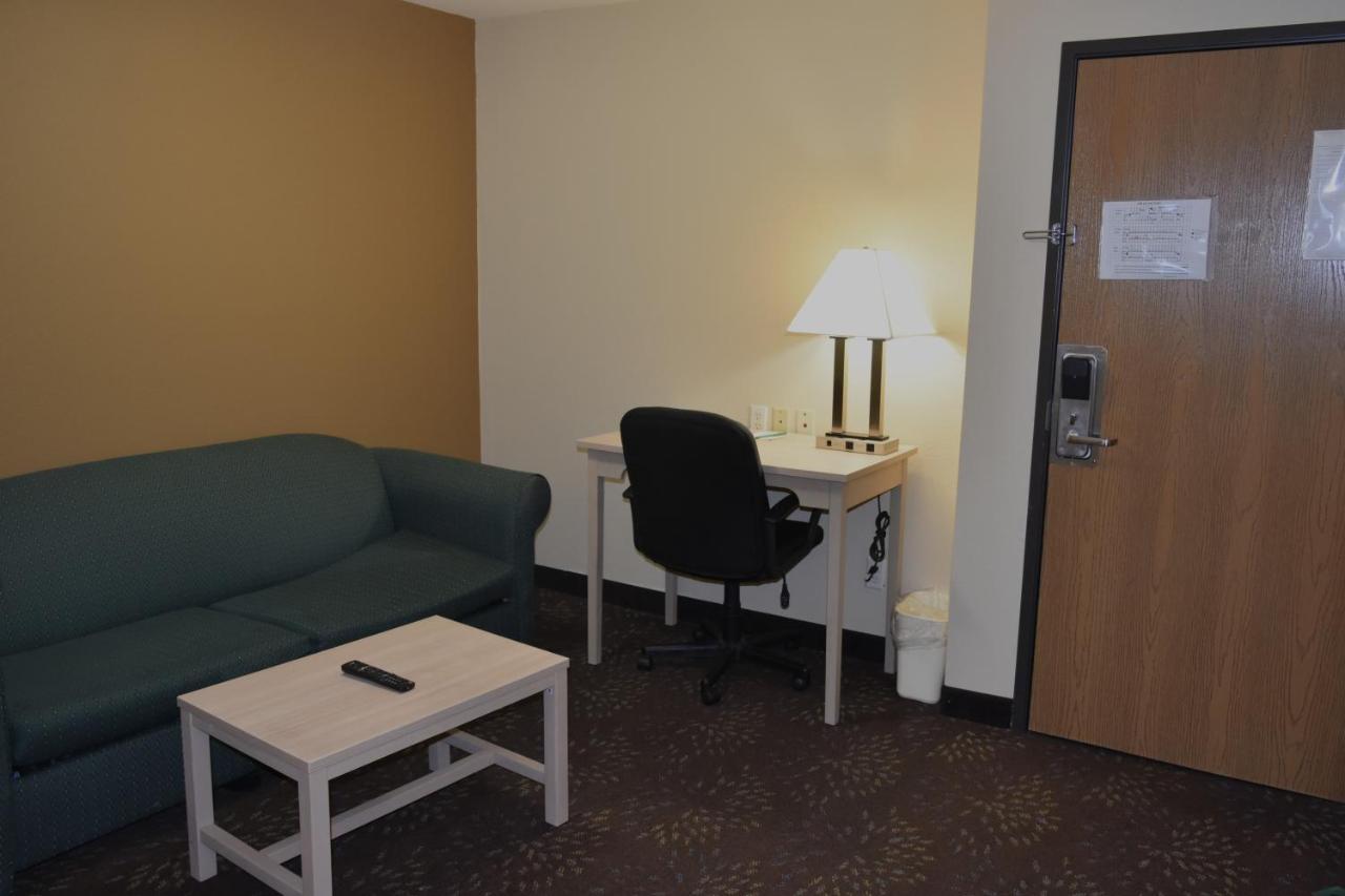 Quality Inn & Suites Brooks Louisville South Ngoại thất bức ảnh