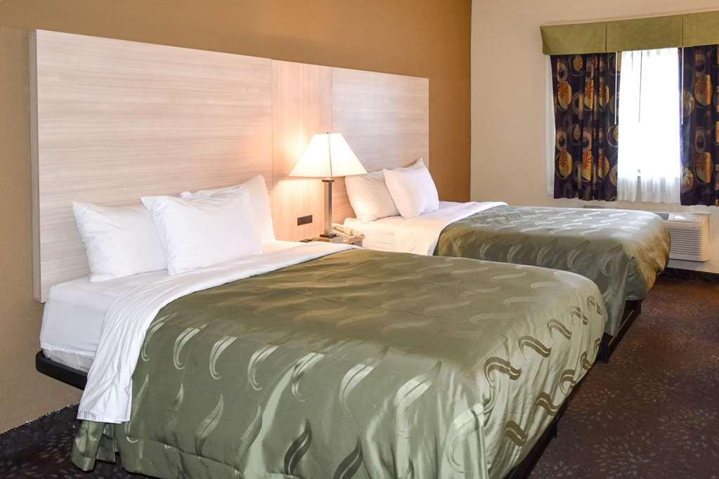 Quality Inn & Suites Brooks Louisville South Phòng bức ảnh