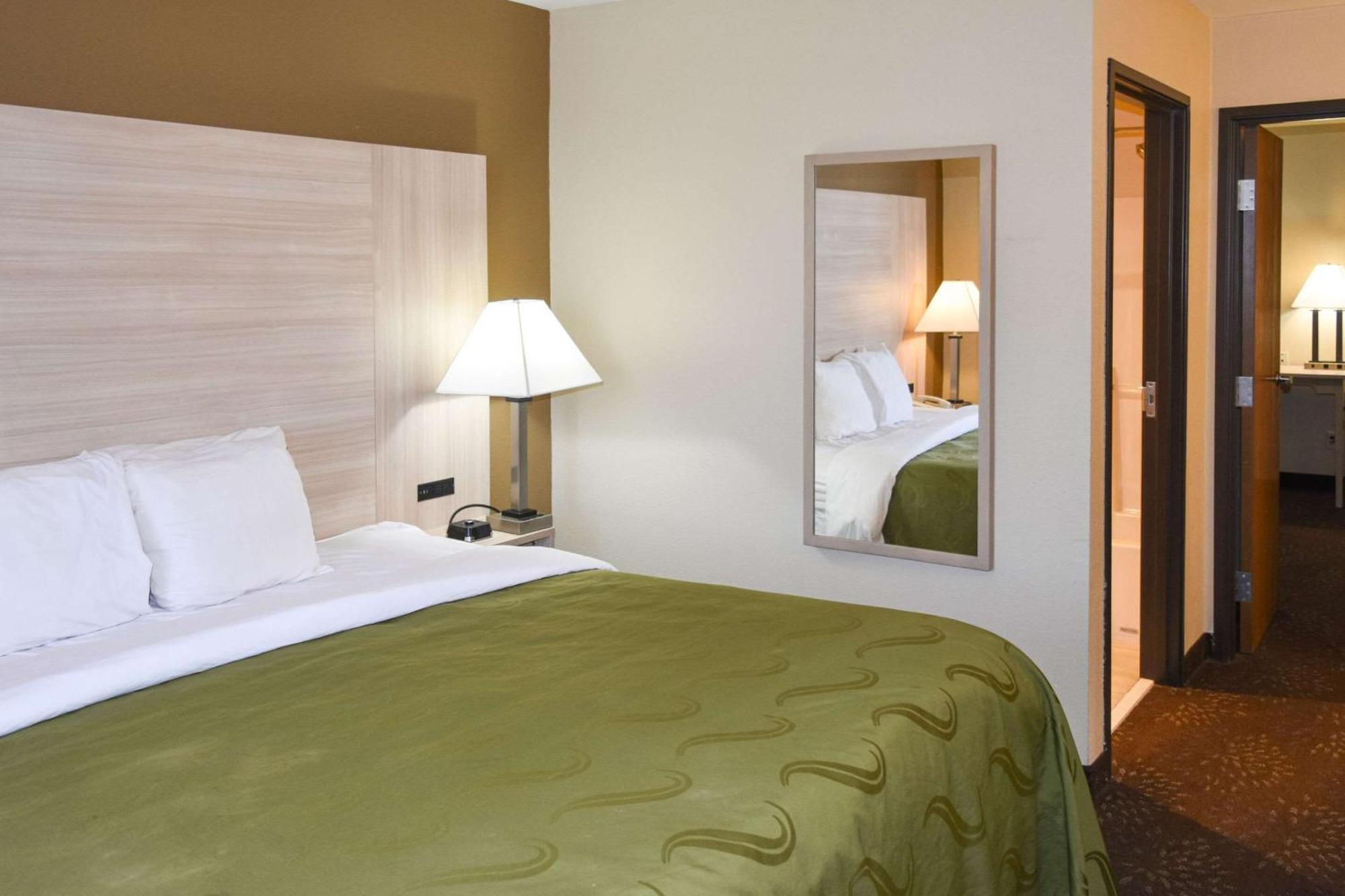 Quality Inn & Suites Brooks Louisville South Ngoại thất bức ảnh